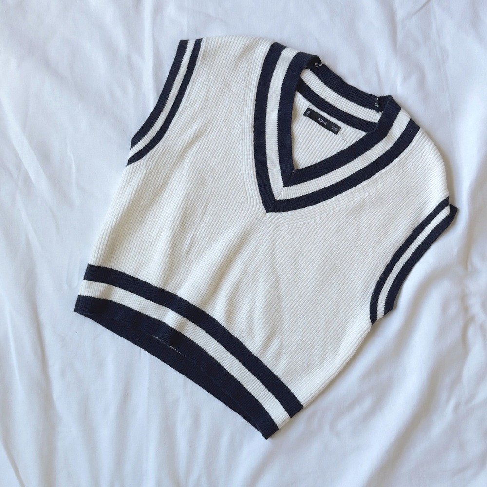 MNG Mango V-Neck Sweater Vest Women's S White Navy Blue Preppy Academic